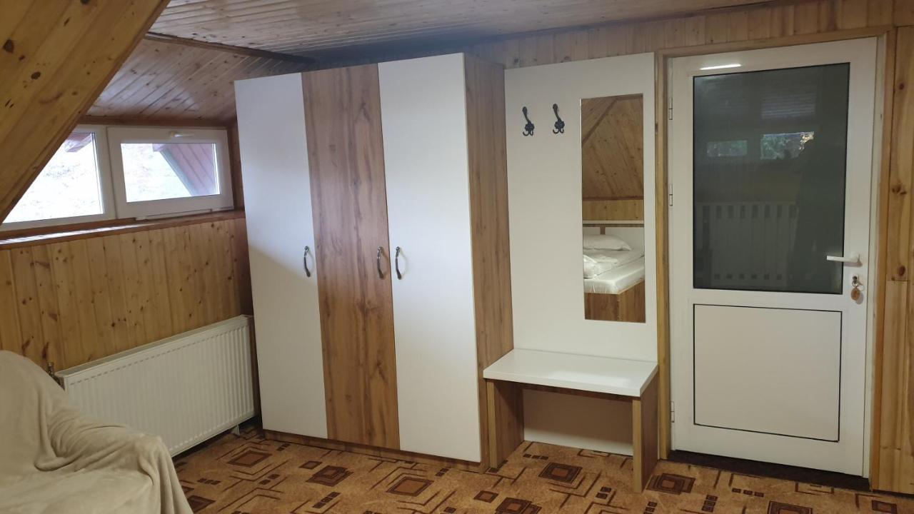 Pensiunea Ardeleanu' Slamnesti Extérieur photo